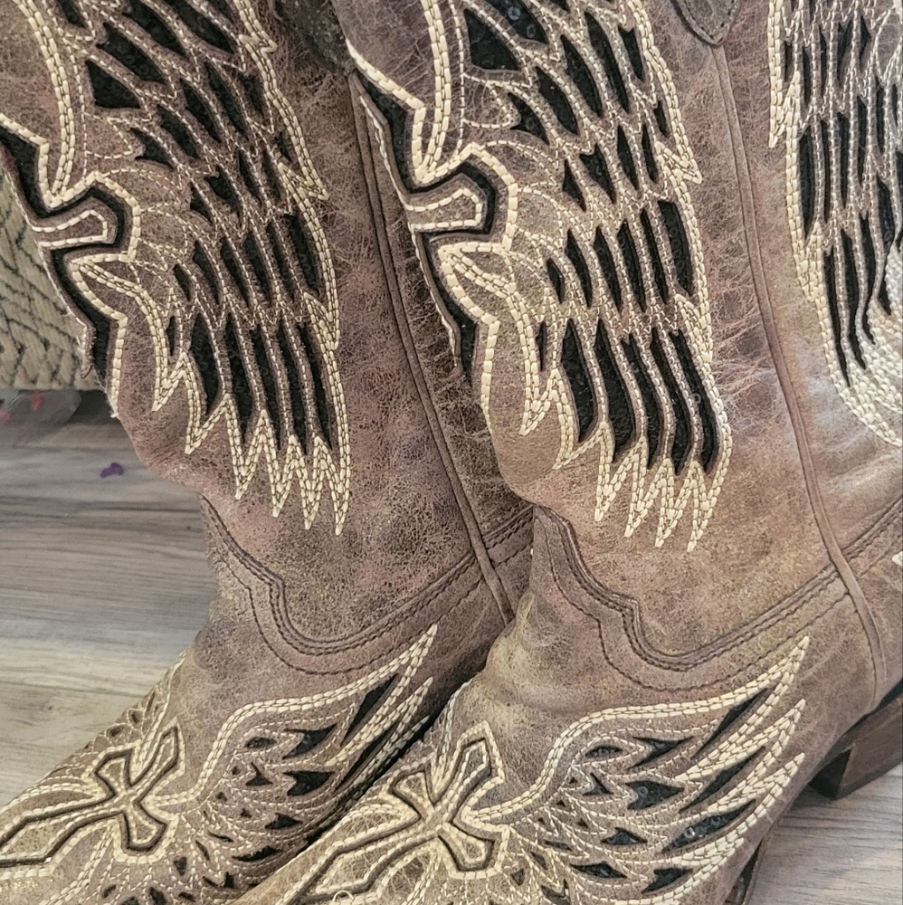 Corral Cross Wing boots